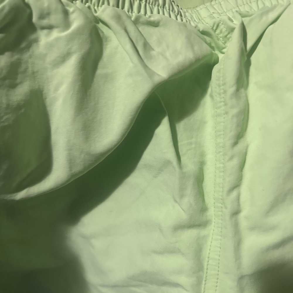 NWT! Patagonia Women's 5” Baggies Shorts Large Salamander Green - Picture 3 of 10